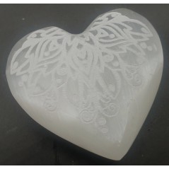 Coeur Sélénite gravé Motifs 8cm