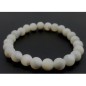 Bracelet en nacre – Douceur & énergie féminine Bracelet en nacre – Douceur & énergie féminine
