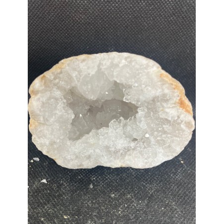 Géode de Quartz blanc – Purification & Rechargement (env. 9/10 cm – 570 g)