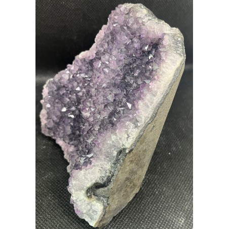 Druse d’Améthyste – 674 g – Origine Uruguay