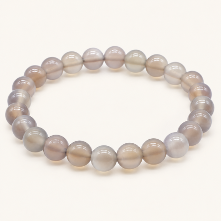 Bracelet en agate grise à perles rondes de 8 mm.