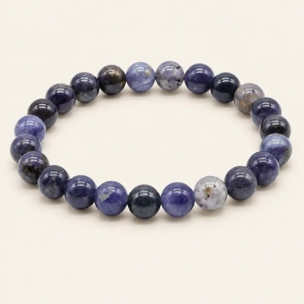 Bracelet en cordiérite avec perles rondes de 8 mm